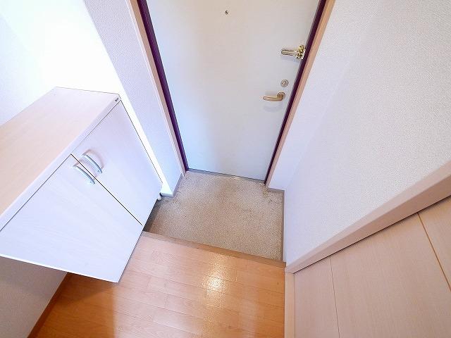 玄関　明るい玄関です