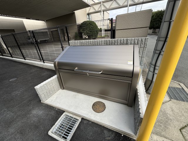 その他　ゴミ捨て場（その他）まで10m