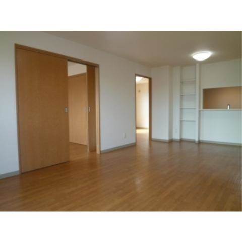 居室・リビング　リビング