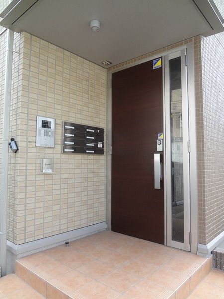エントランス　☆安心なオートロック☆