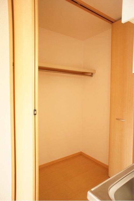 収納　図面と現状に相違がある場合には現状を優先