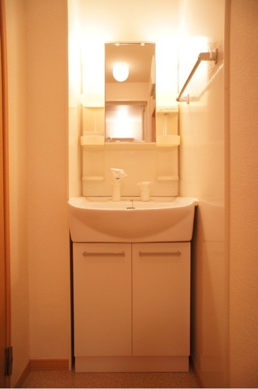 洗面設備　図面と現状に相違がある場合には現状を優先