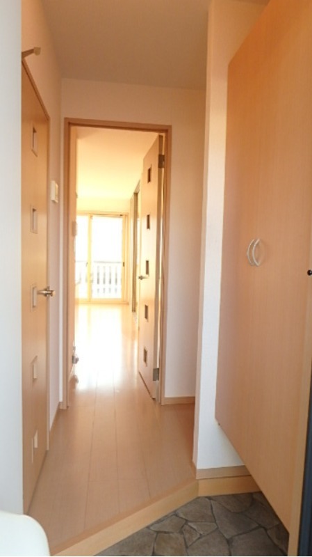 玄関　図面と現状に相違がある場合には現状を優先