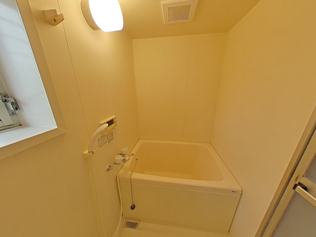 バス・シャワールーム　追焚機能付きバス