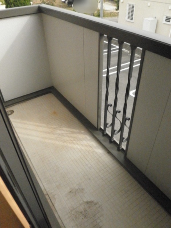 バルコニー　図面と現状に相違がある場合には現状を優先