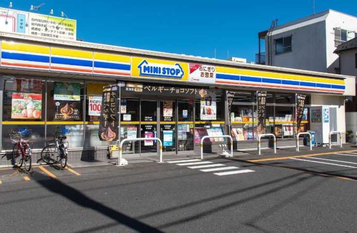 コンビニ　ミニストップ（コンビニ）まで759m