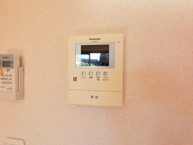 セキュリティ　訪問者が一目で分かる、安心のＴＶモニタ付インターホンです！