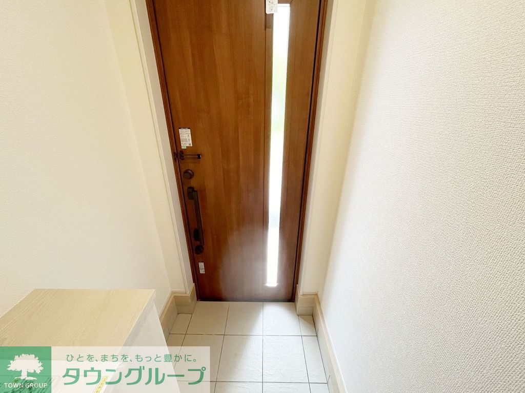 玄関　お問合せはタウンハウジングまで！※現地待合わせ相談可能