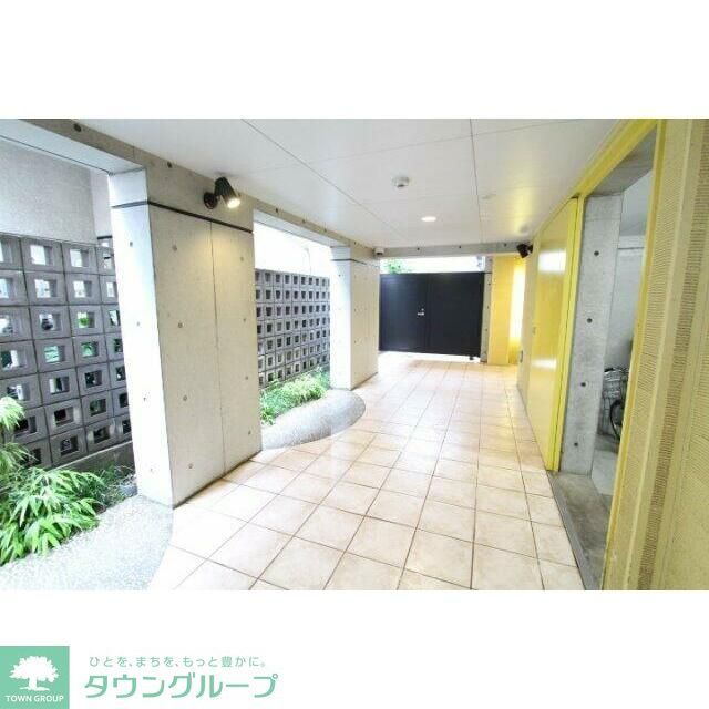 ロビー　部屋探しは株式会社　タウンハウジング　までお気軽にお問合せ…