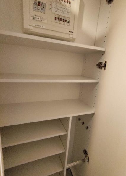 玄関　☆収納付き☆