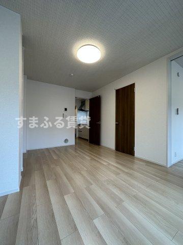 居室・リビング　同仕様　05260-102