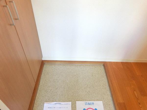 玄関　シューズボックスあり！