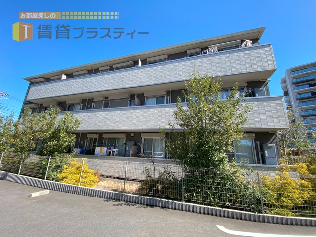 建物外観　上から下まで日当たり良好