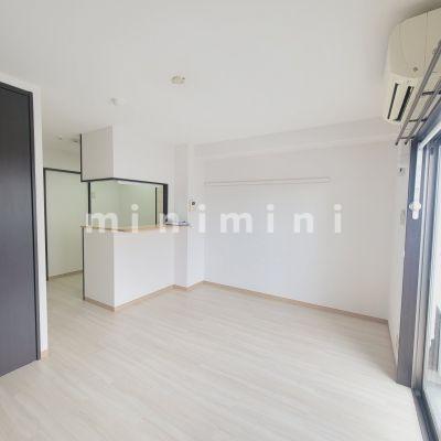 居室・リビング　※写真は他号室を含む為現状優先とさせて頂きます