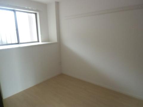 居室・リビング　室内