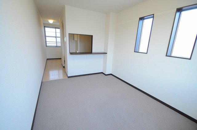 居室・リビング　2階※実際のお部屋と異なる場合がございます。