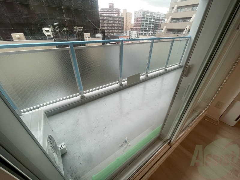 バルコニー　バルコニーが付いていますので一息ついてみてはいかがですか。