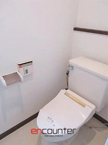 トイレ　※同マンション別室参考写真