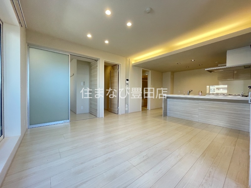 居室・リビング　同型別部屋写真