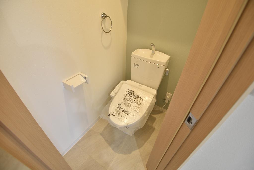 トイレ　シャワー付トイレ