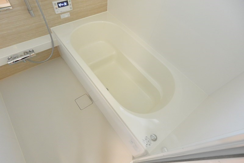 バス・シャワールーム　２Fの室内写真です