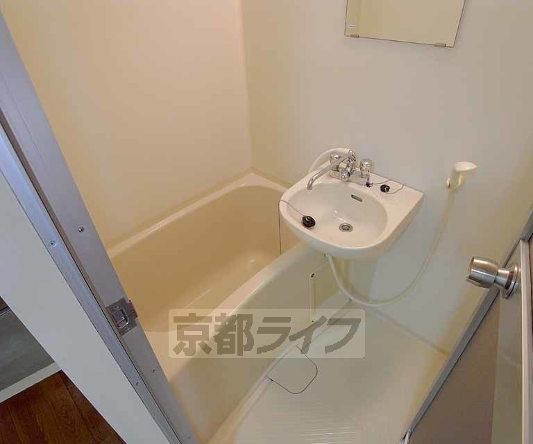 バス・シャワールーム　シャワーの位置がばっちりです