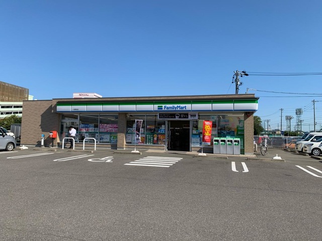 コンビニ　ファミリーマート　一宮黒田店（コンビニ）まで1813m