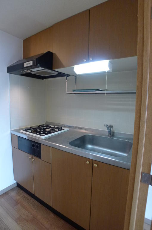 キッチン　（写真は同タイプ）