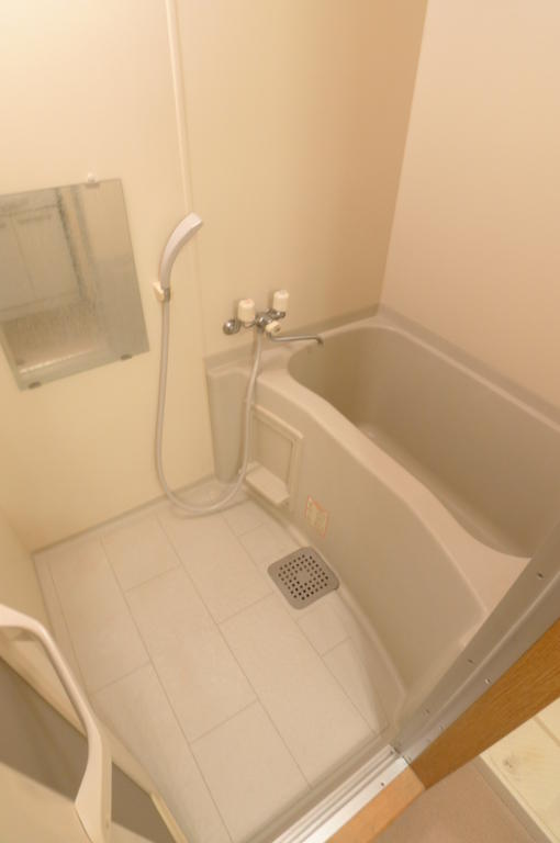 バス・シャワールーム　（写真は同タイプ）