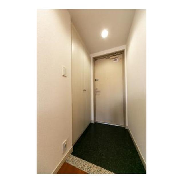 玄関　※写真は同タイプ住戸です。