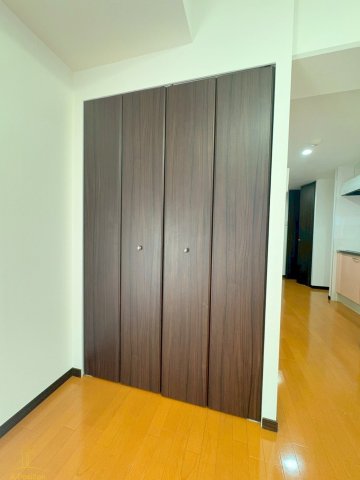 収納　マリス京橋WING