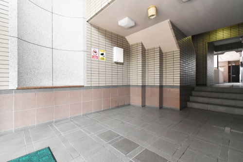 エントランス　※同物件別部屋参考写真です。現状優先になります。