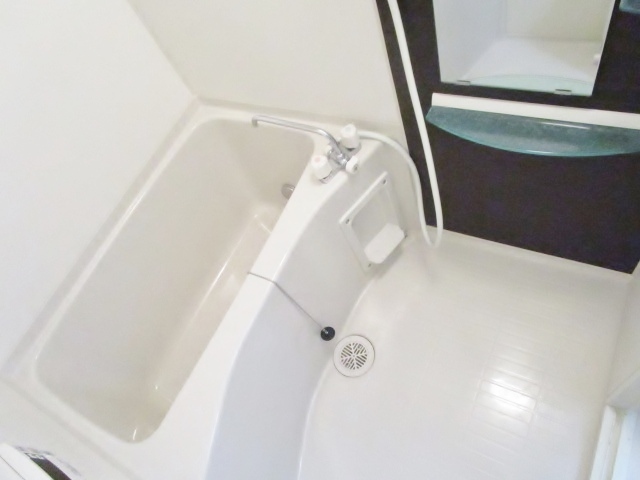 バス・シャワールーム　同じ施工会社のイメージ画像です。