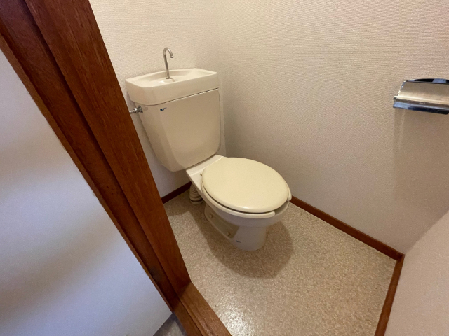 トイレ　洋式トイレです