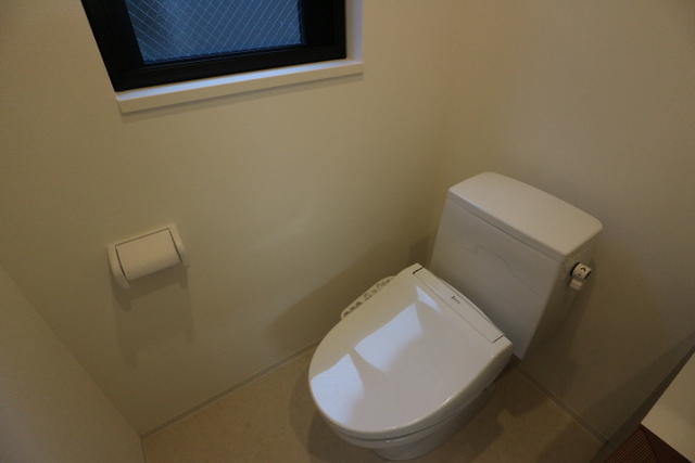 トイレ　トイレもきれいです