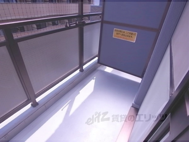 バルコニー　日当たりの良いベランダです