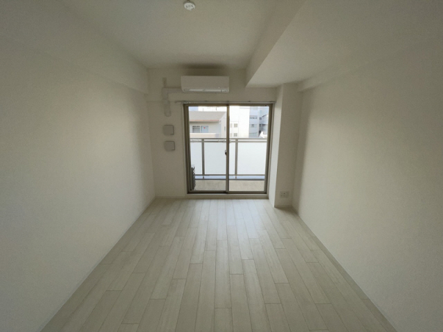 居室・リビング　写真は同マンションの別のお部屋のものです