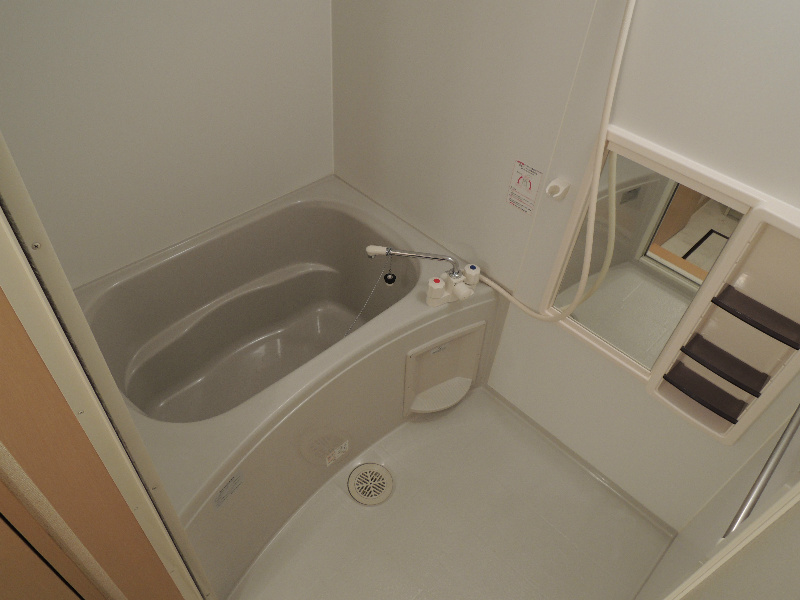 バス・シャワールーム　同建物別号室の写真です。