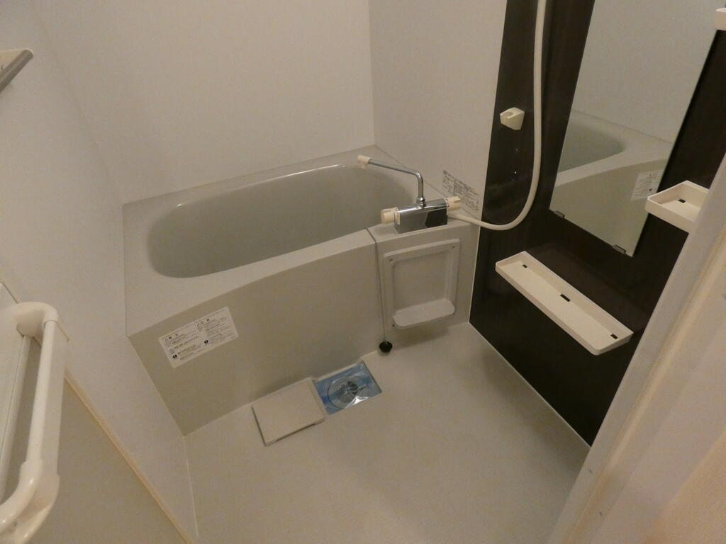 バス・シャワールーム　別号室のお部屋の写真です。