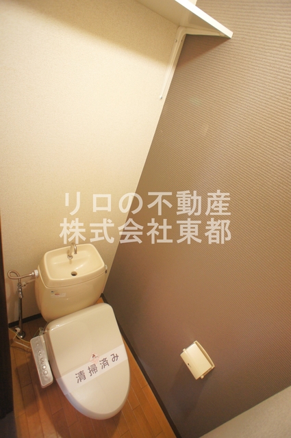 トイレ　洗浄・暖房便座付です！