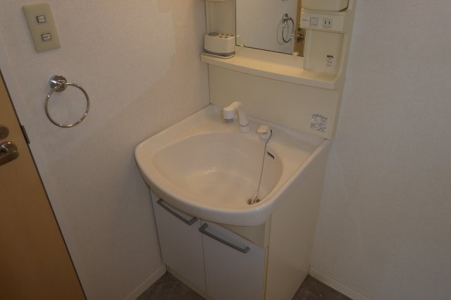 洗面設備　洗髪洗面化粧台