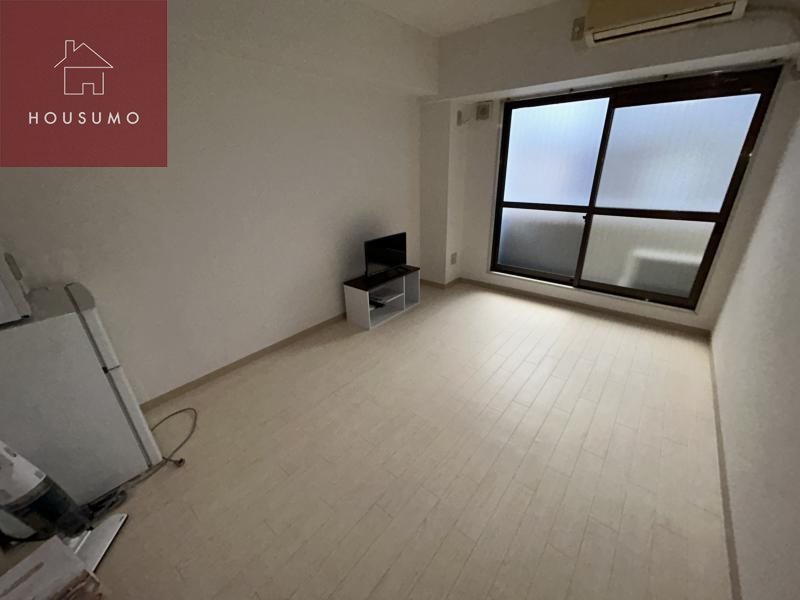 居室・リビング　明るい洋室です