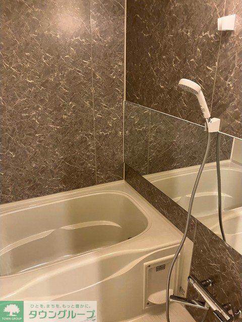 バス・シャワールーム　別部屋参考写真