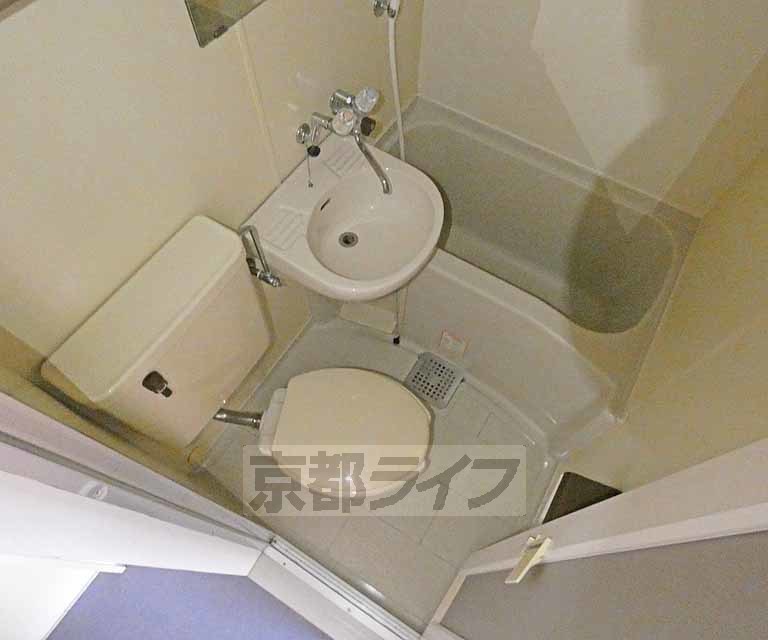 バス・シャワールーム　バスです