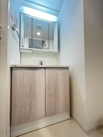洗面設備　レオンコンフォート本町東III　独立洗面台