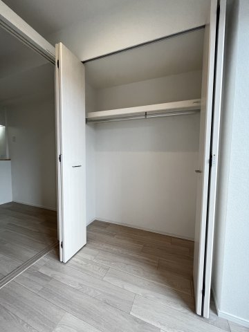 収納　レオンコンフォート本町東III　クローゼット
