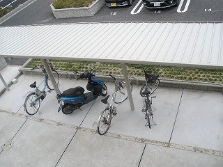 その他　屋根付駐輪場