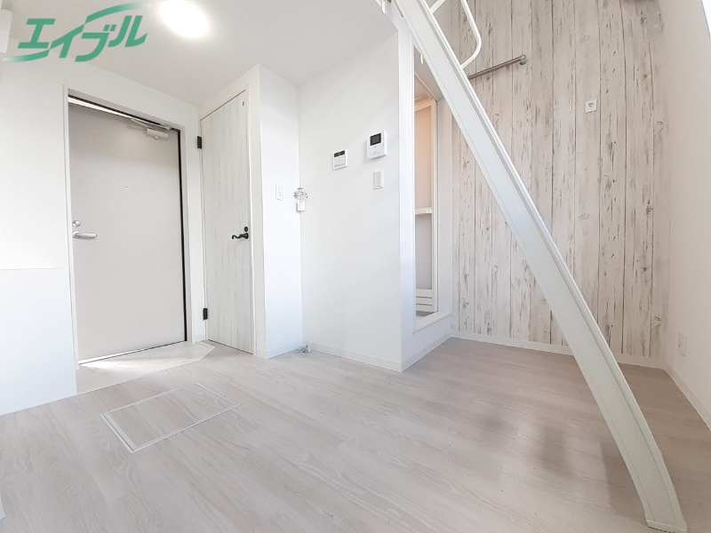 居室・リビング　同一タイプ部屋写真