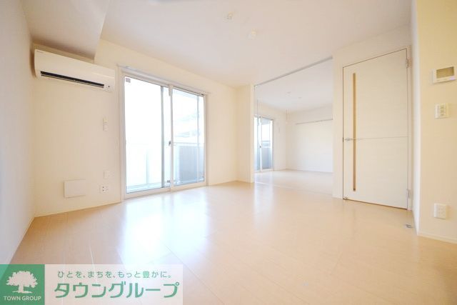 居室・リビング　★お問い合わせはタウンハウジング町田店まで★