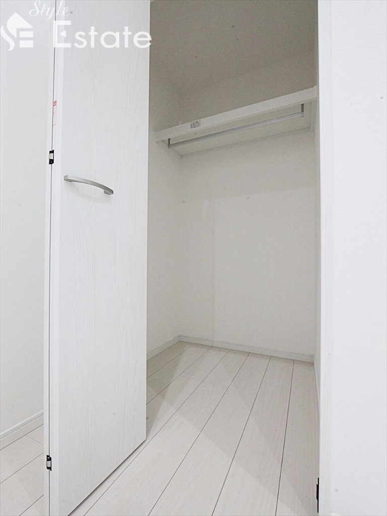 収納　クローゼット